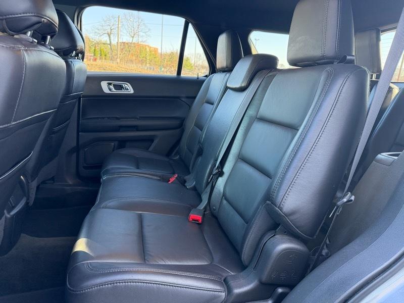 Ford Explorer XLT 4WD 2014