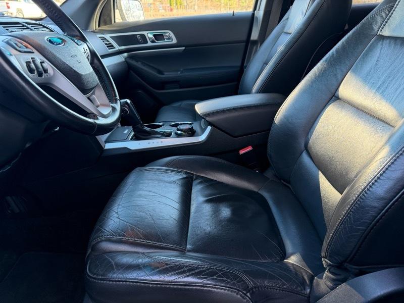 Ford Explorer XLT 4WD 2014