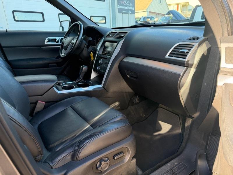 Ford Explorer XLT 4WD 2014