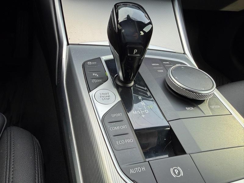 BMW 3-Series 330i xDrive 2021