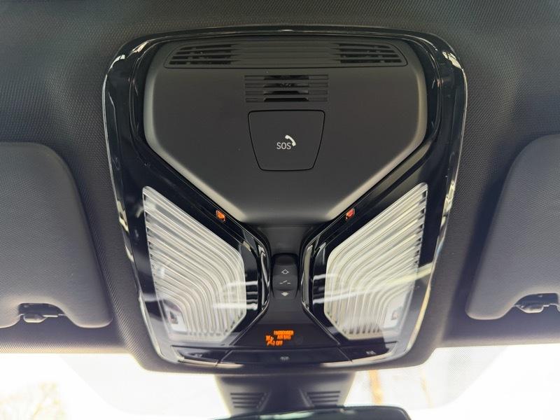 BMW 3-Series 330i xDrive 2021