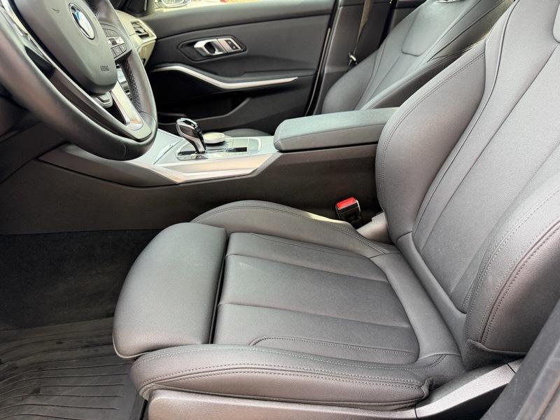 BMW 3-Series 330i xDrive 2021