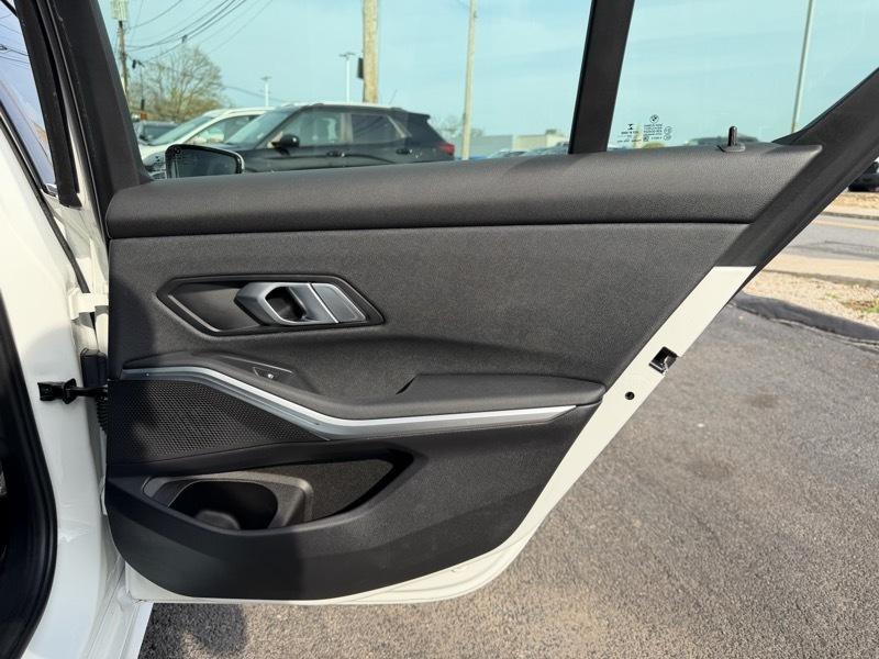 BMW 3-Series 330i xDrive 2021