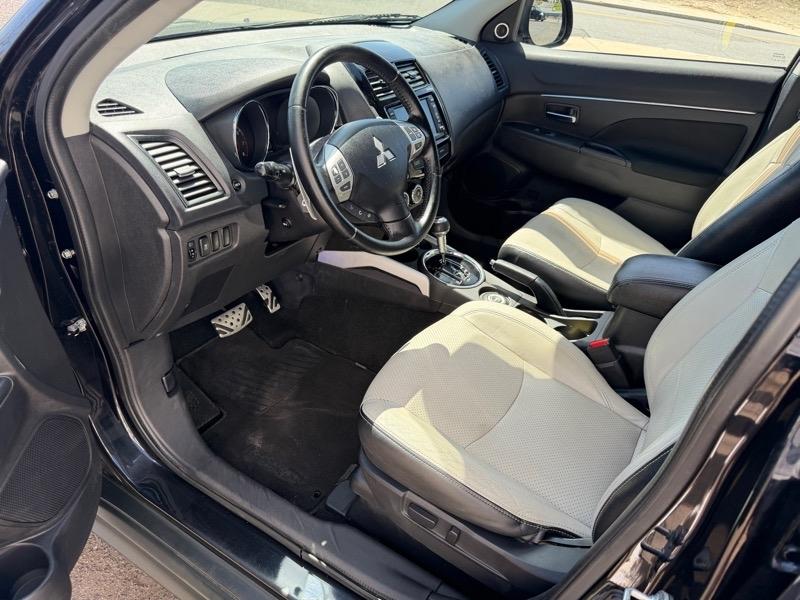 Mitsubishi Outlander Sport LE AWD 2013