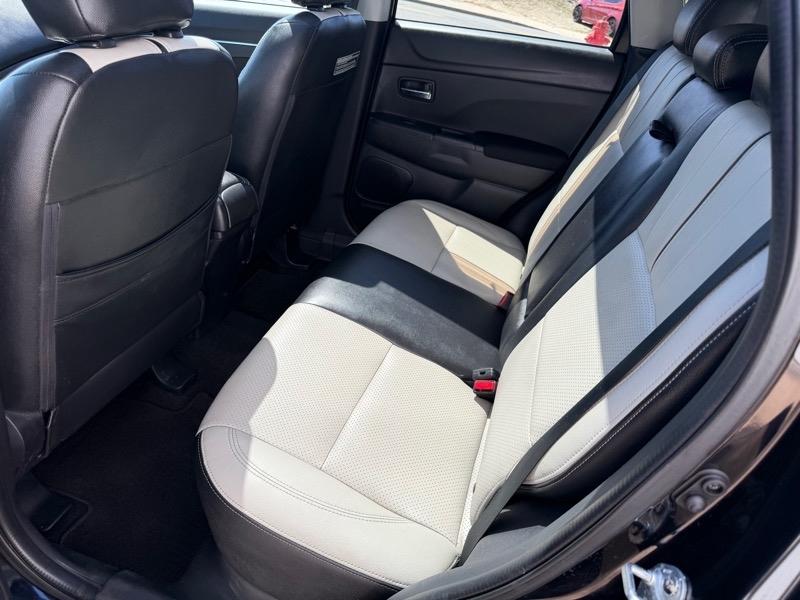 Mitsubishi Outlander Sport LE AWD 2013