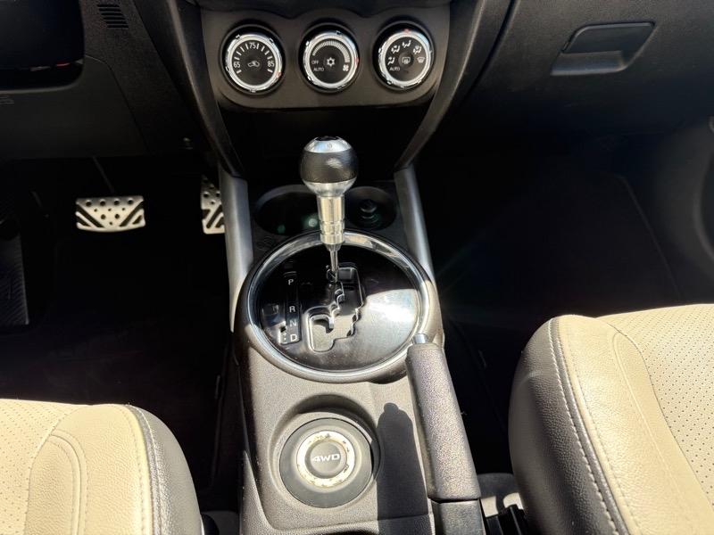 Mitsubishi Outlander Sport LE AWD 2013