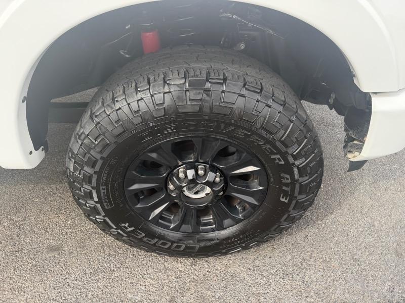 Ford F-350 SD Platinum Crew Cab 4WD 2022