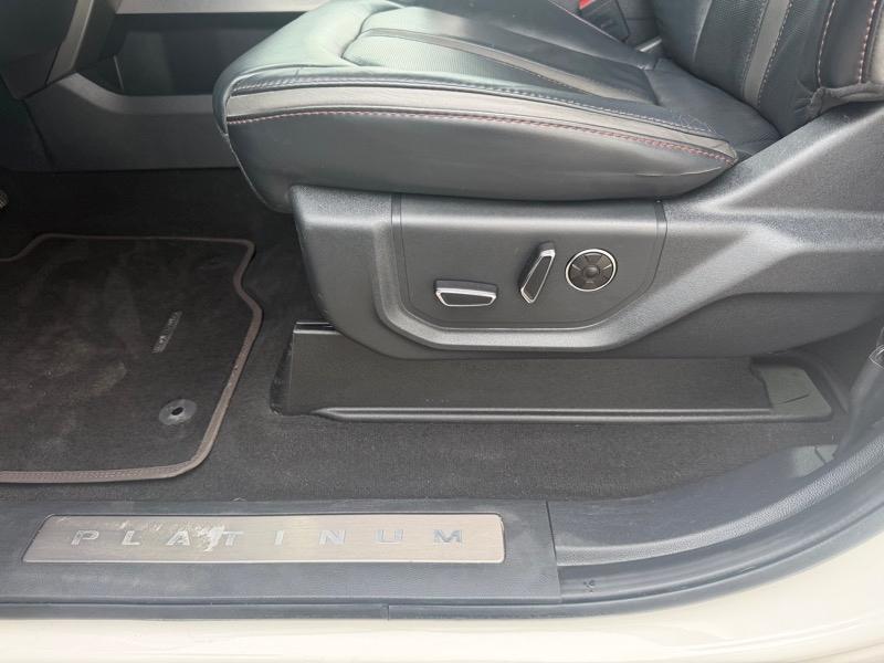 Ford F-350 SD Platinum Crew Cab 4WD 2022