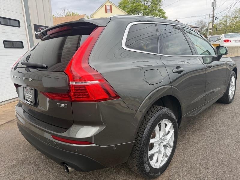 Volvo XC60 T5 Momentum AWD 2018