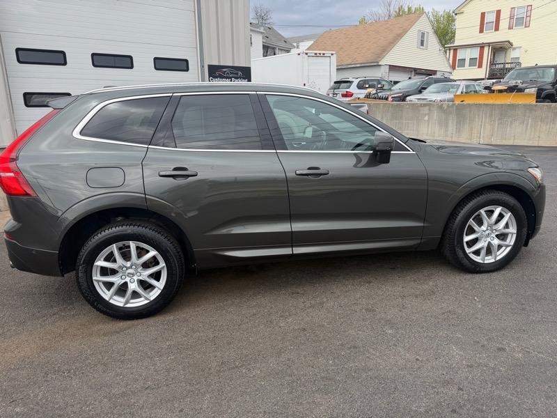 Volvo XC60 T5 Momentum AWD 2018