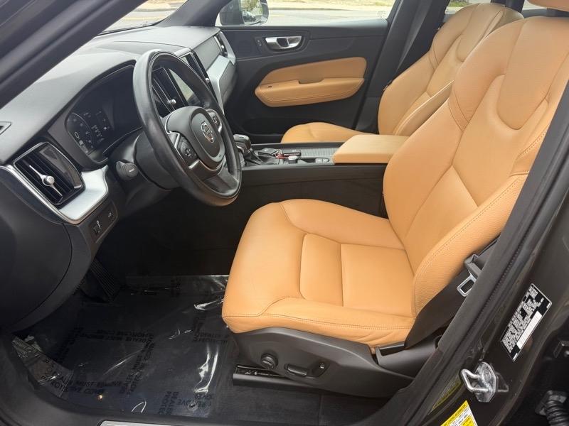 Volvo XC60 T5 Momentum AWD 2018