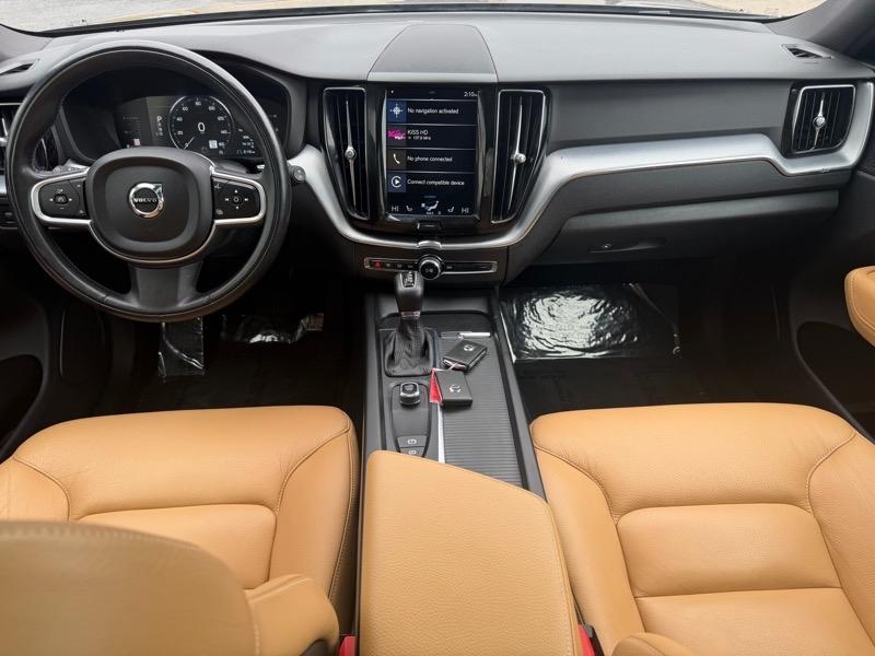 Volvo XC60 T5 Momentum AWD 2018