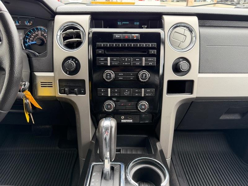Ford F-150 FX4 SuperCrew 4WD 2011
