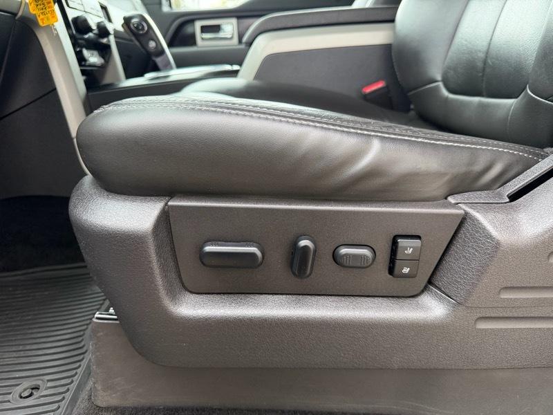 Ford F-150 FX4 SuperCrew 4WD 2011