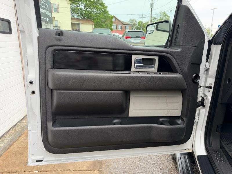 Ford F-150 FX4 SuperCrew 4WD 2011