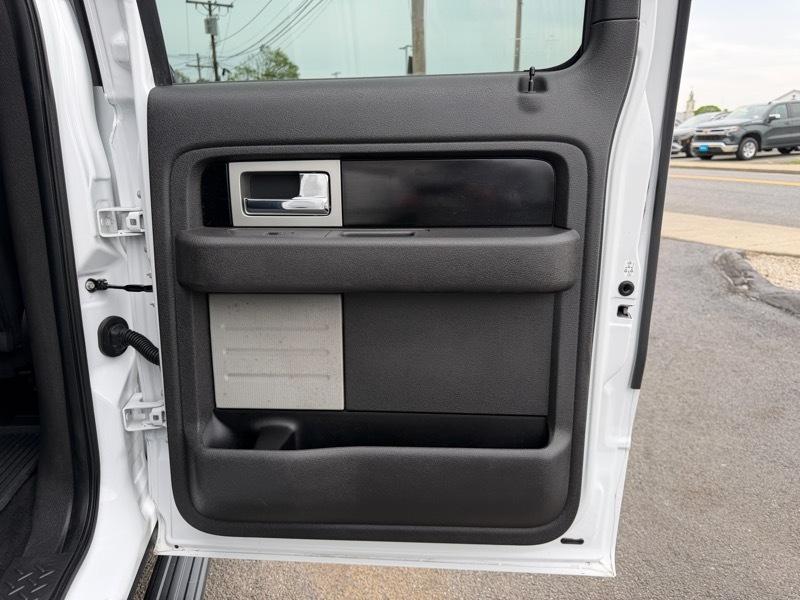 Ford F-150 FX4 SuperCrew 4WD 2011