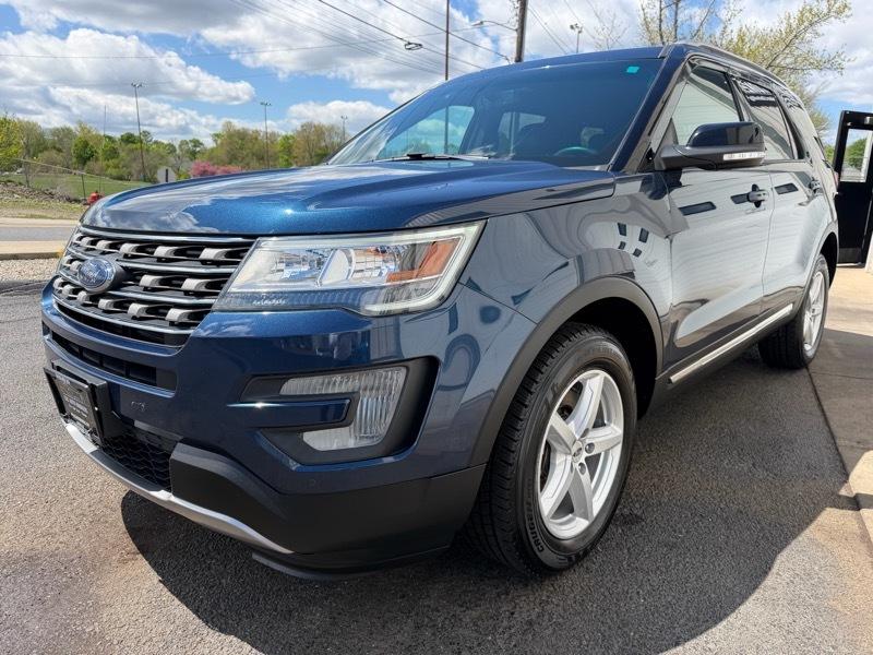 Ford Explorer XLT 4WD 2017