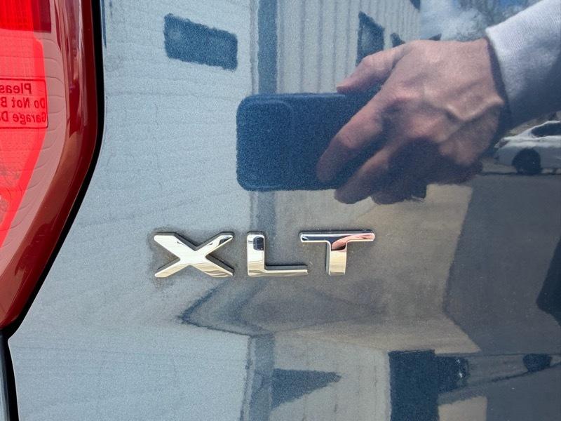 Ford Explorer XLT 4WD 2017