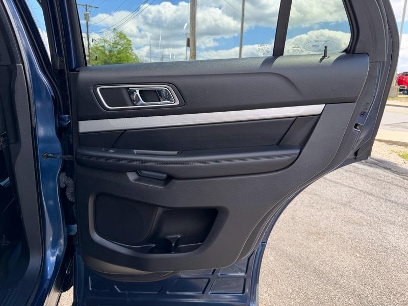Ford Explorer XLT 4WD 2017