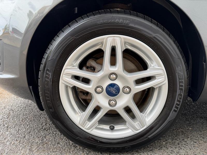Ford Fiesta SE Hatchback 2019