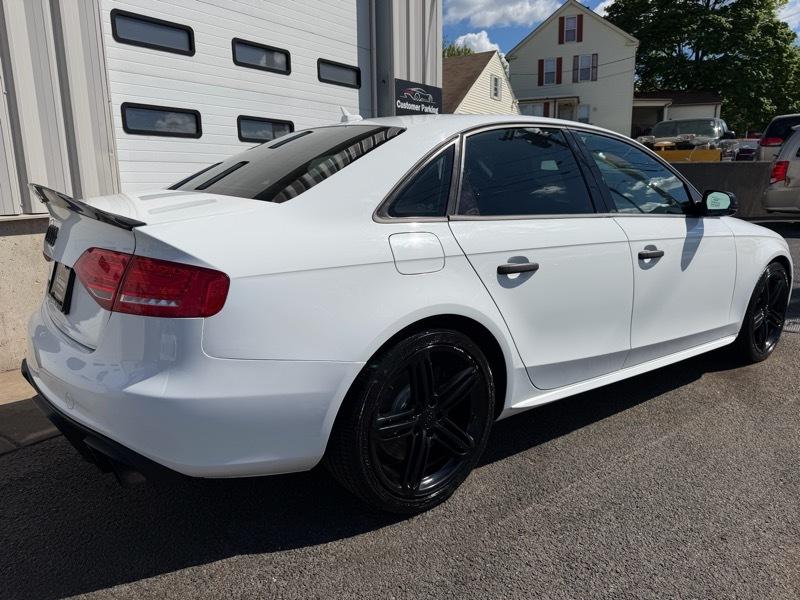 Audi S4 Sedan quattro 2011