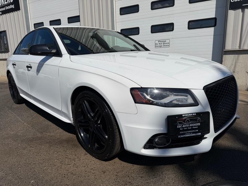 Audi S4 Sedan quattro 2011