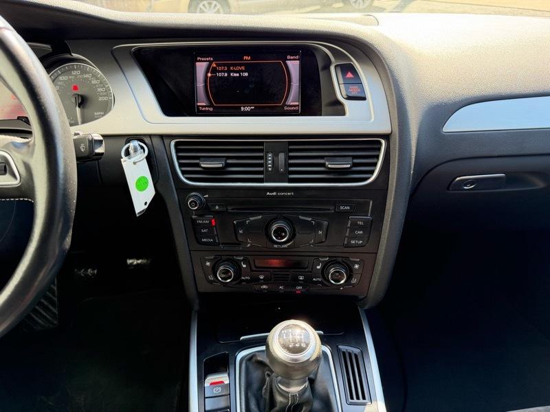 Audi S4 Sedan quattro 2011