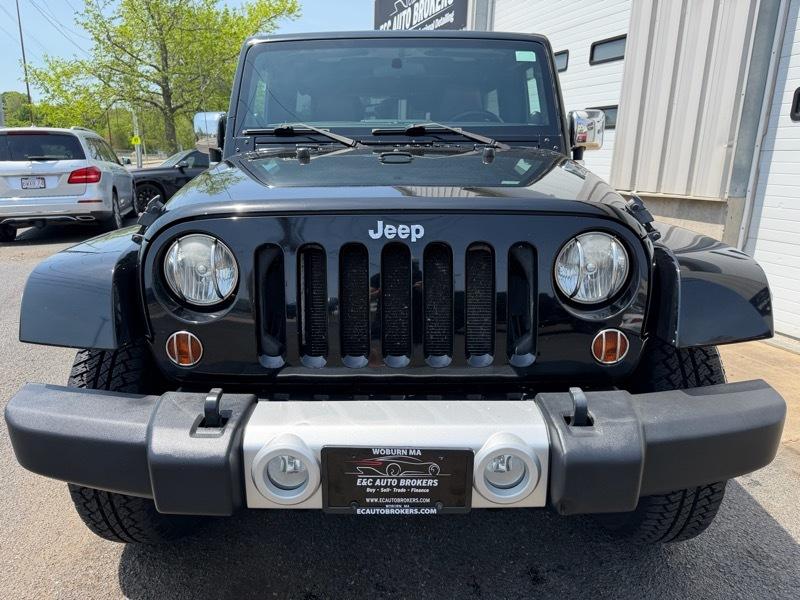 Jeep Wrangler Unlimited Sahara 4WD 2011