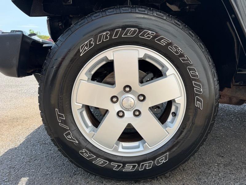 Jeep Wrangler Unlimited Sahara 4WD 2011