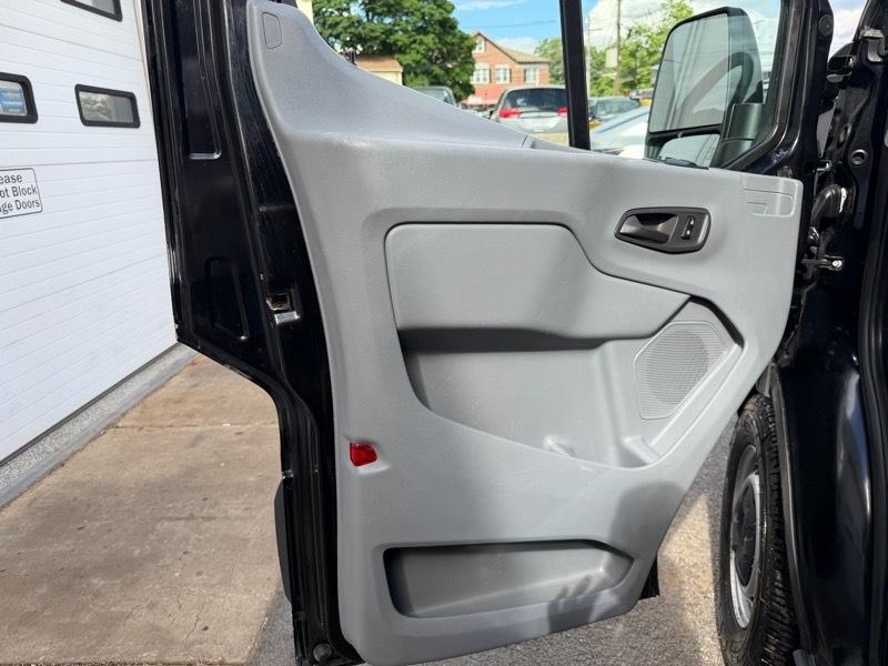 Ford Transit 250 Van Med. Roof w/Dual Sliding 148-in. WB 2018