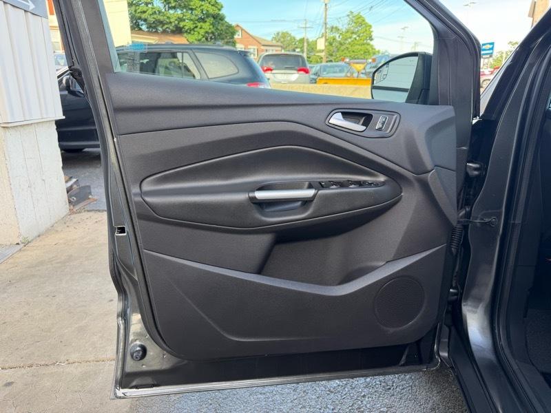 Ford Escape SE 4WD 2016