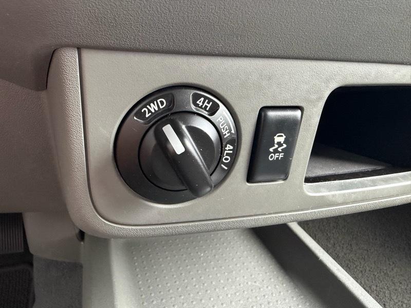 Nissan Frontier SV Crew Cab 4WD 2019