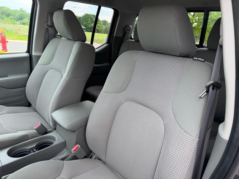 Nissan Frontier SV Crew Cab 4WD 2019