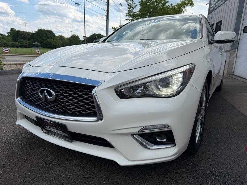 Infiniti Q50 3.0t LUXE AWD 2019