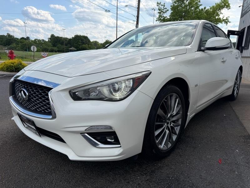 Infiniti Q50 3.0t LUXE AWD 2019