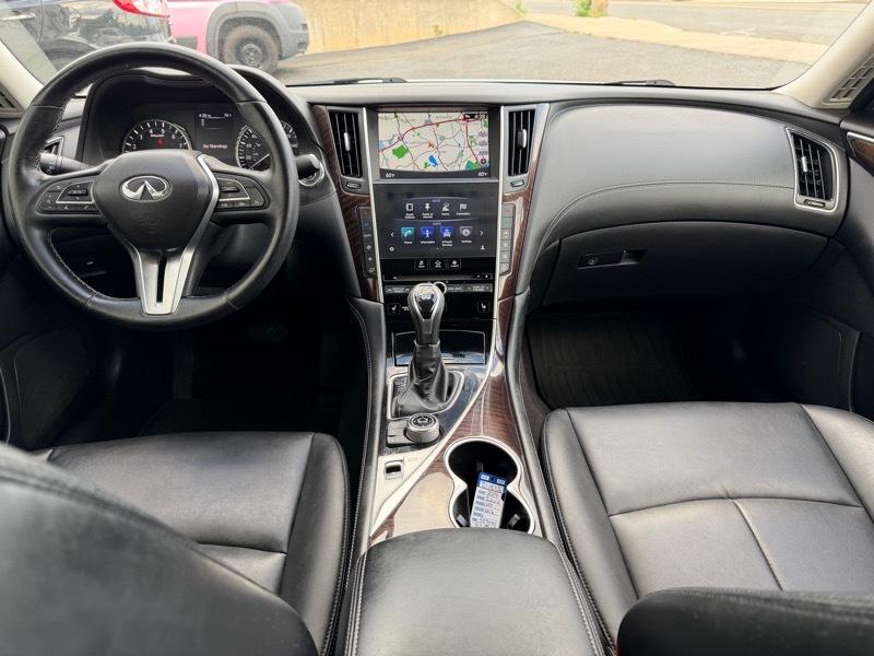 Infiniti Q50 3.0t LUXE AWD 2019