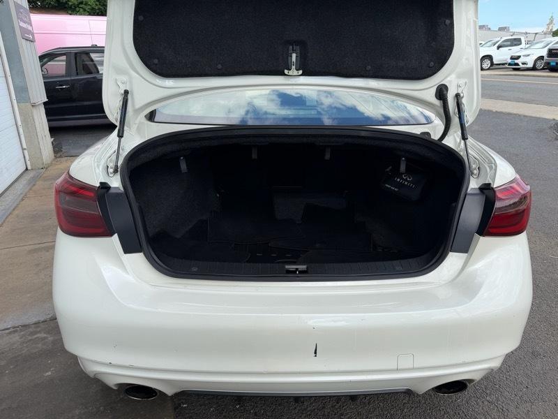 Infiniti Q50 3.0t LUXE AWD 2019