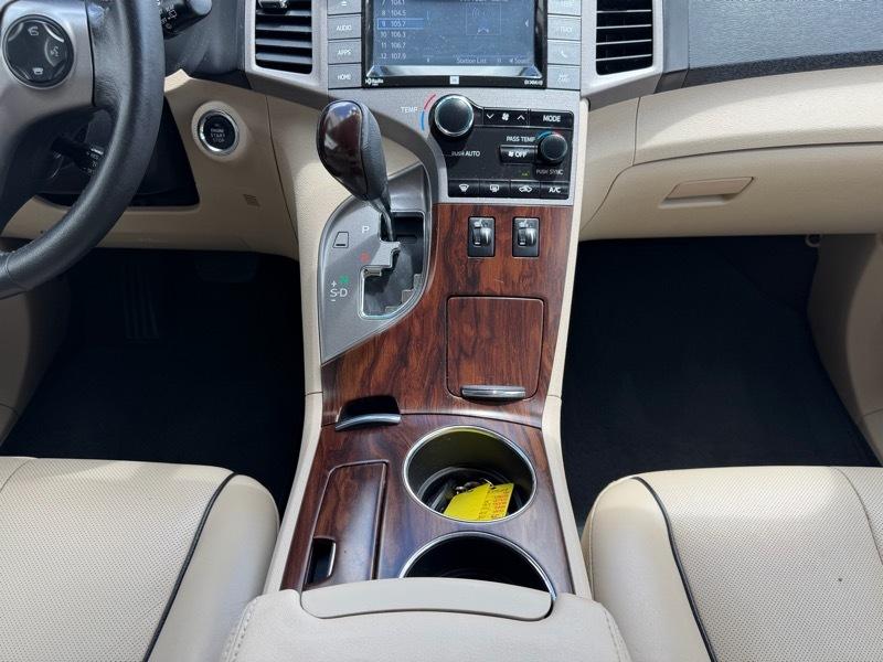 Toyota Venza XLE I4 AWD 2015