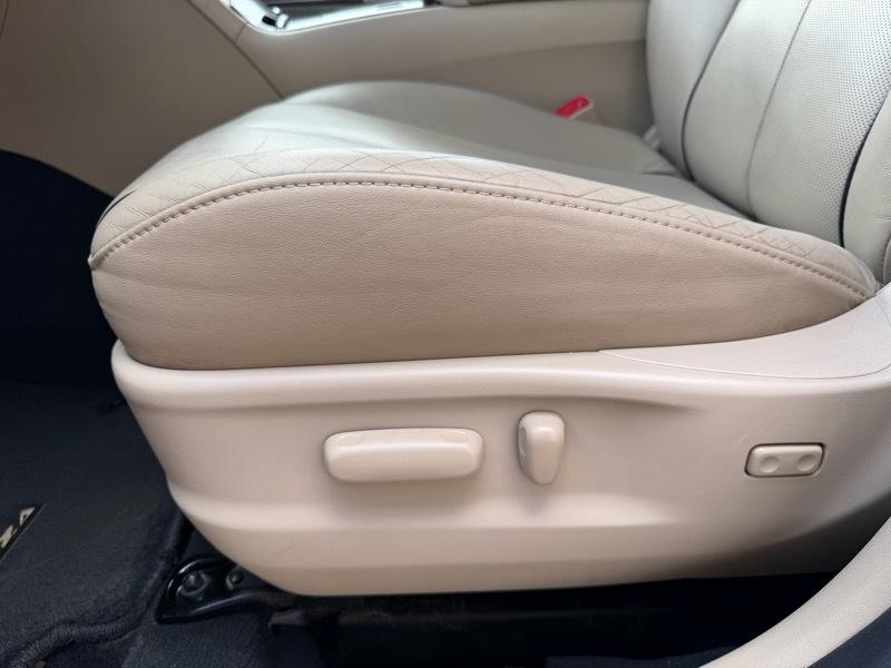 Toyota Venza XLE I4 AWD 2015