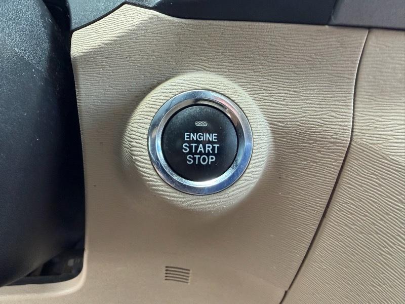 Toyota Venza XLE I4 AWD 2015