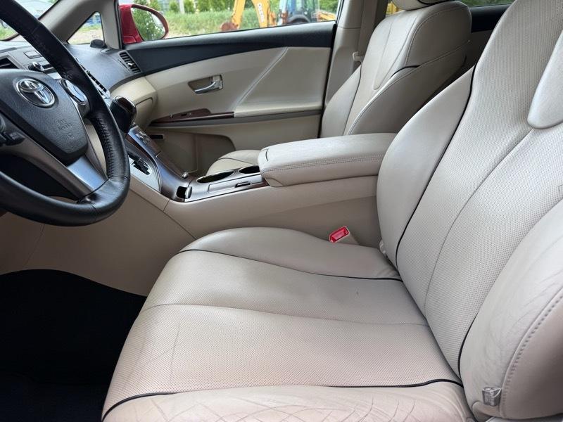 Toyota Venza XLE I4 AWD 2015