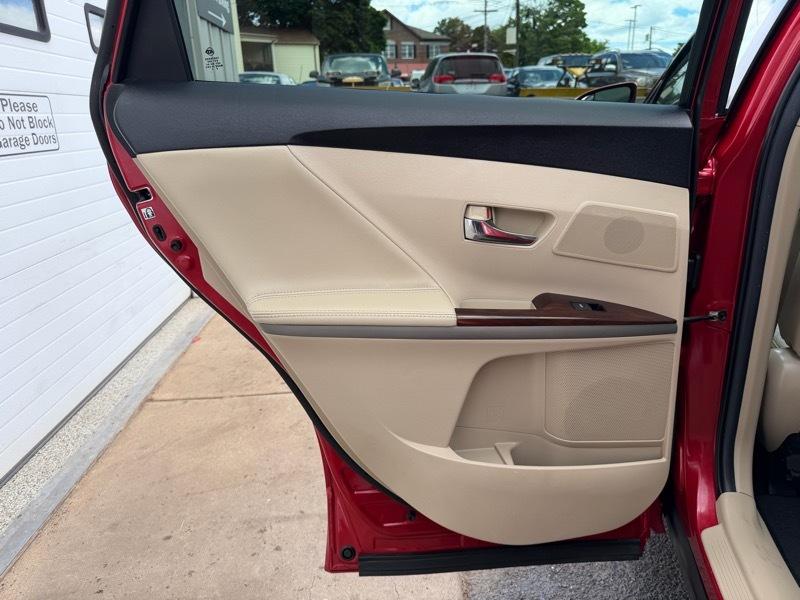 Toyota Venza XLE I4 AWD 2015