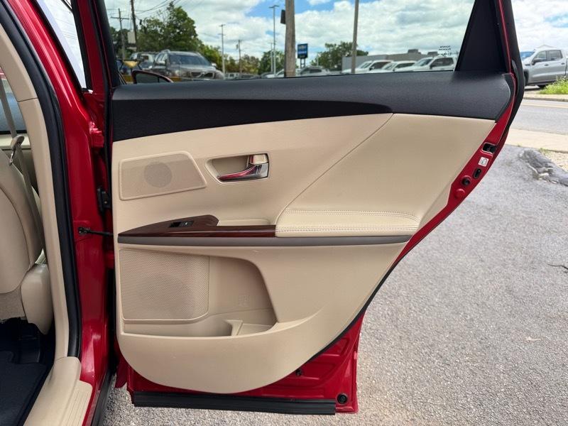 Toyota Venza XLE I4 AWD 2015