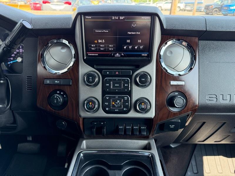 Ford F-350 SD Lariat Crew Cab 4WD 2013