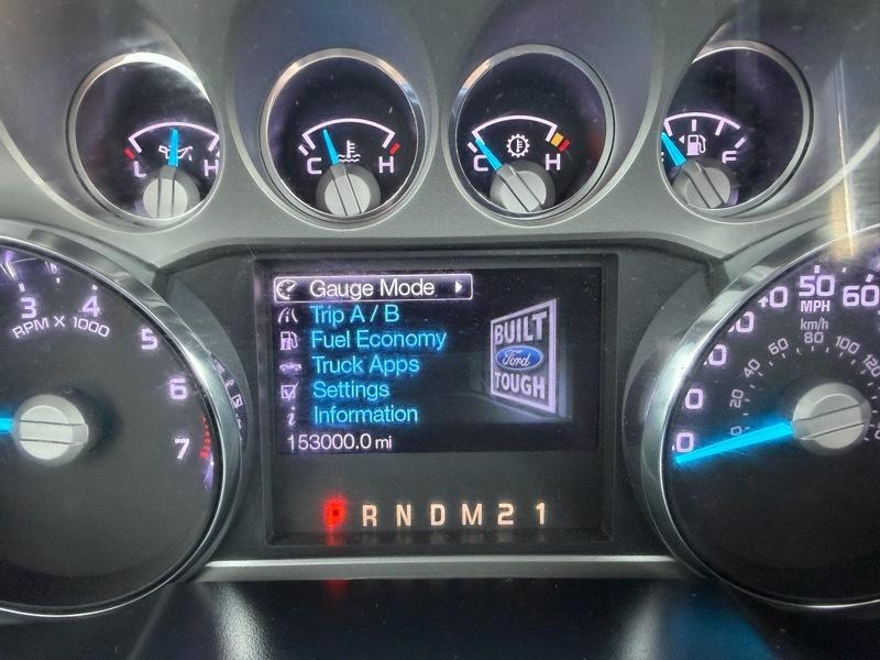 Ford F-350 SD Lariat Crew Cab 4WD 2013