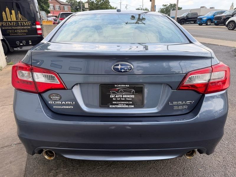 Subaru Legacy 3.6R Limited 2015
