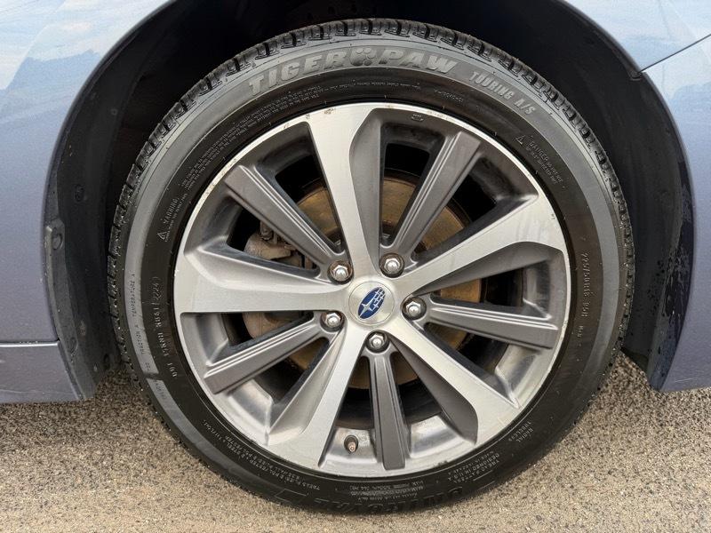 Subaru Legacy 3.6R Limited 2015