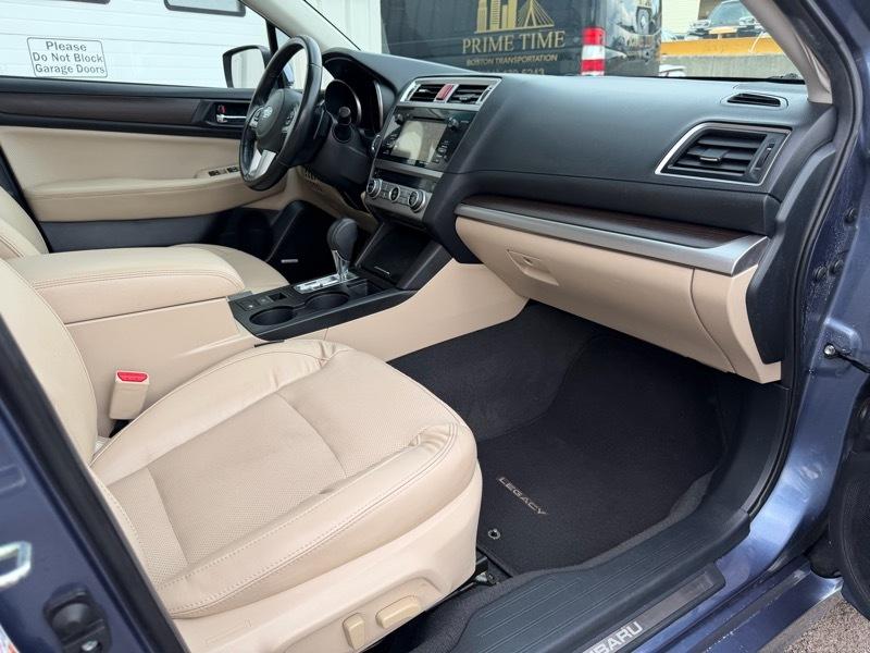 Subaru Legacy 3.6R Limited 2015