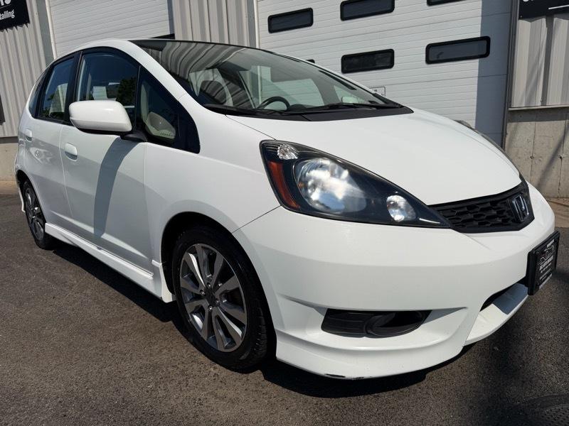 Honda Fit Sport 5-Speed AT 2012