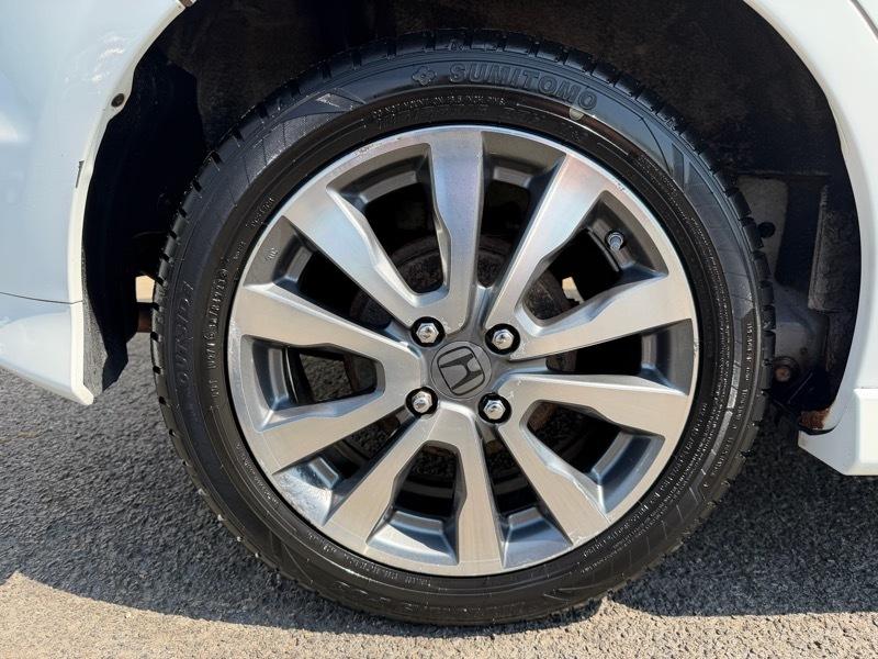 Honda Fit Sport 5-Speed AT 2012